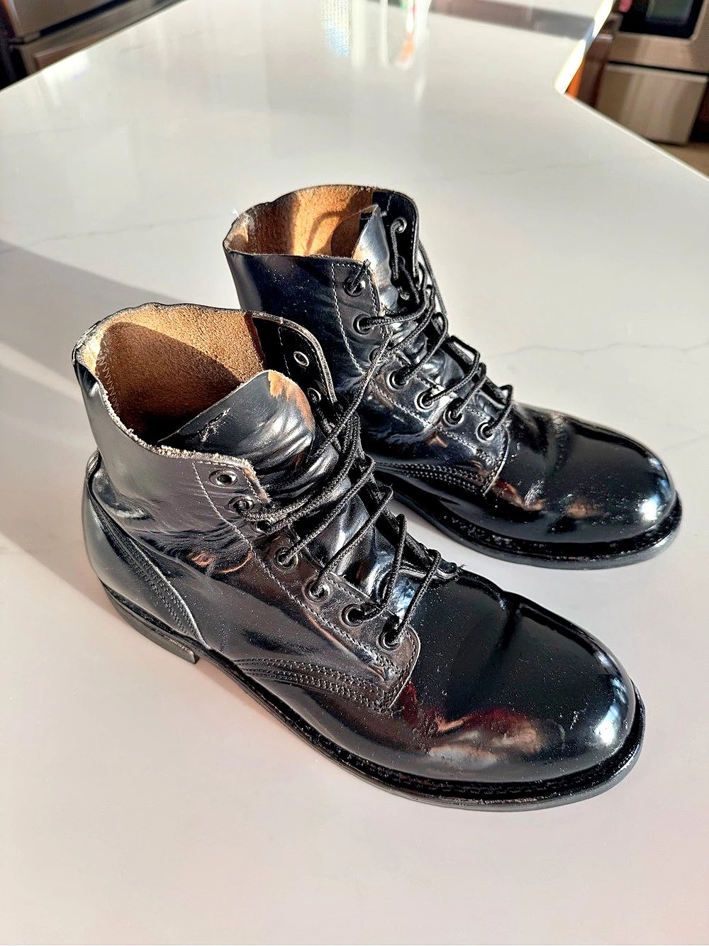 Vintage Black Leather Lace-Up Boots men’s 8